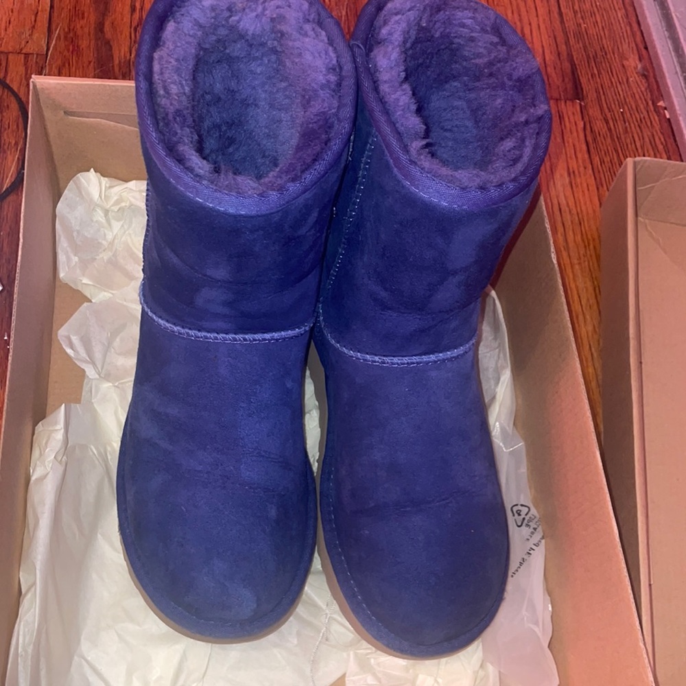 Ugg's